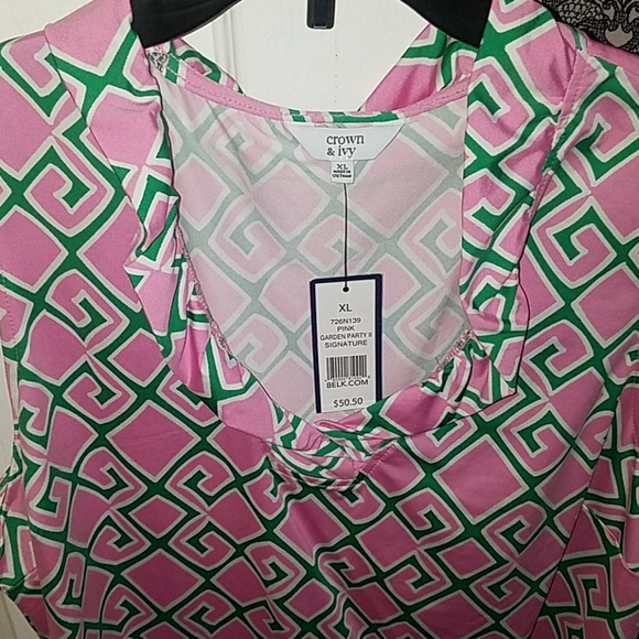 Ruffle top - Picture 2 of 4